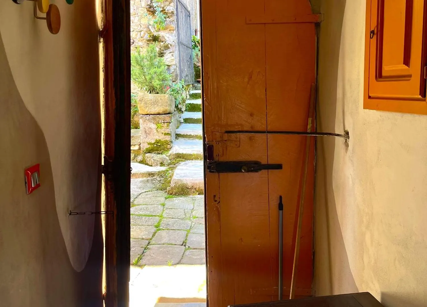 The Stone House Apartment Marciaso