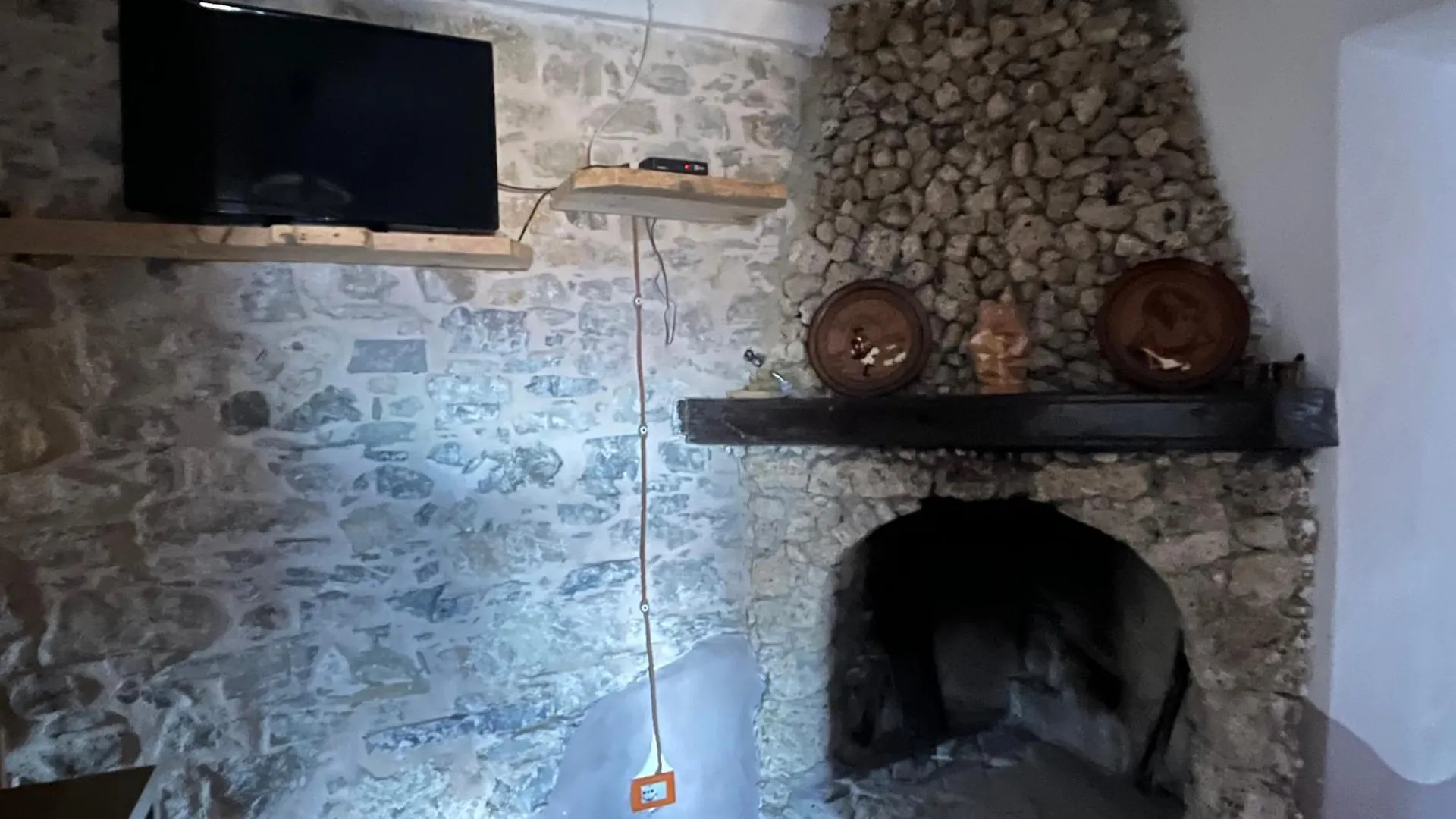 The Stone House Apartment Marciaso